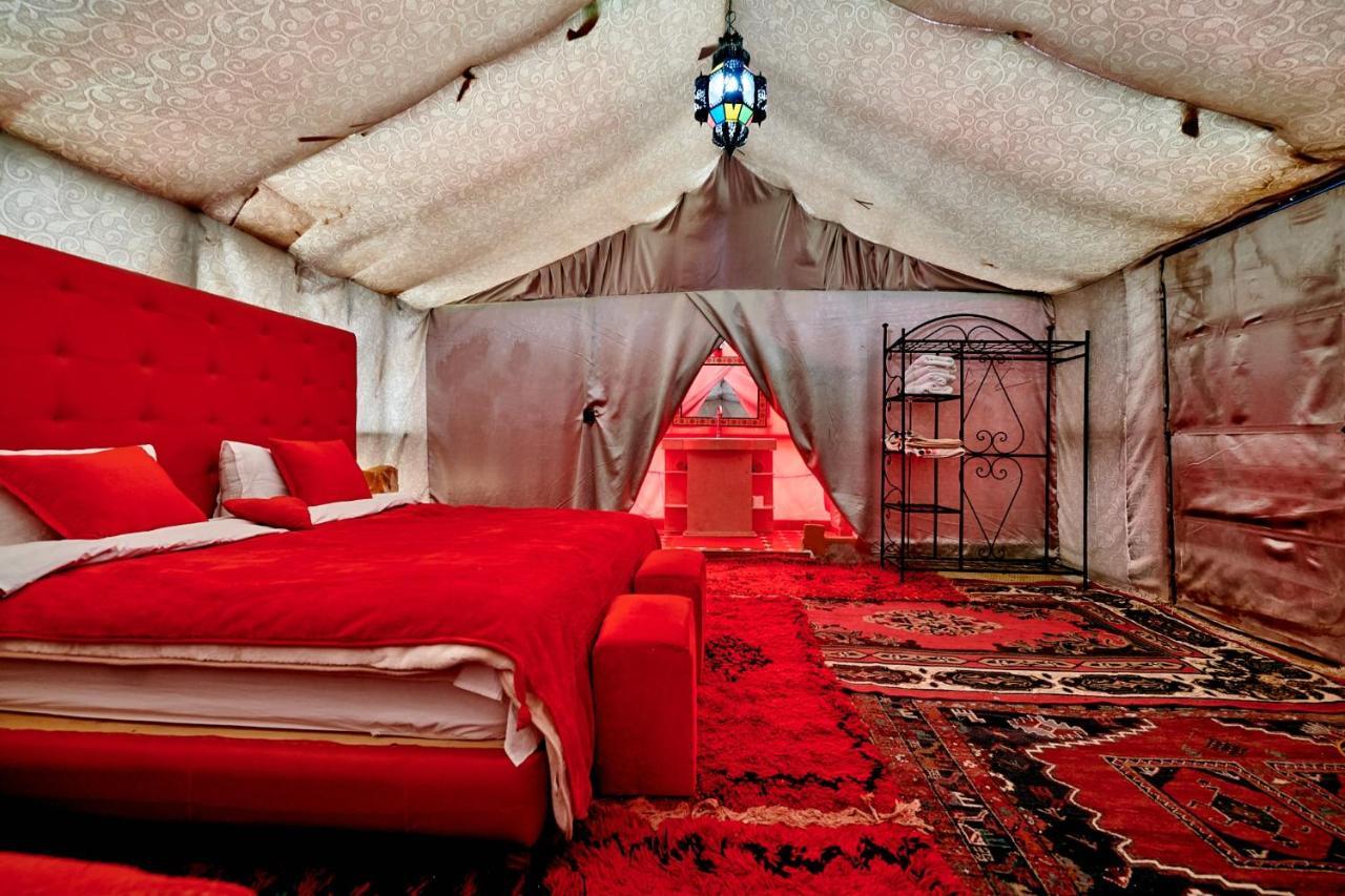Fabulous Luxury Camp Hotel Мерцуга Екстериор снимка