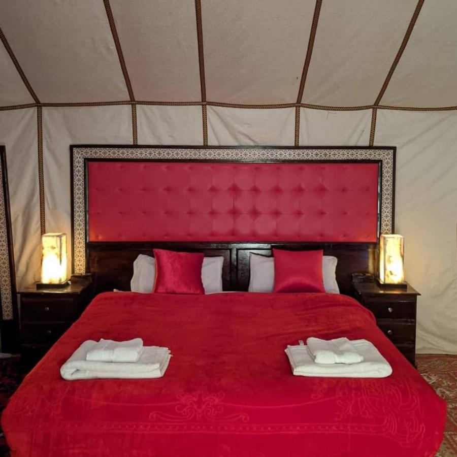 Fabulous Luxury Camp Hotel Мерцуга Екстериор снимка